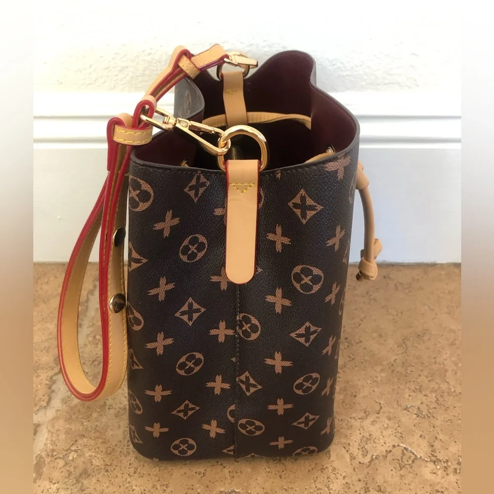 INSPIRED-BY MONOGRAM BUCKET BAG - DETACHABLE STRAP ( GOOD CONDITION)